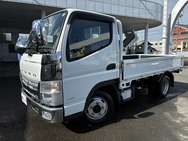 三菱 キャンター 2RG-FBA20(2WD)の写真1