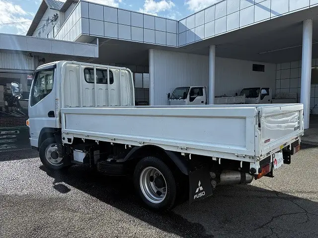 三菱 キャンター 2RG-FBA20(2WD)の写真6