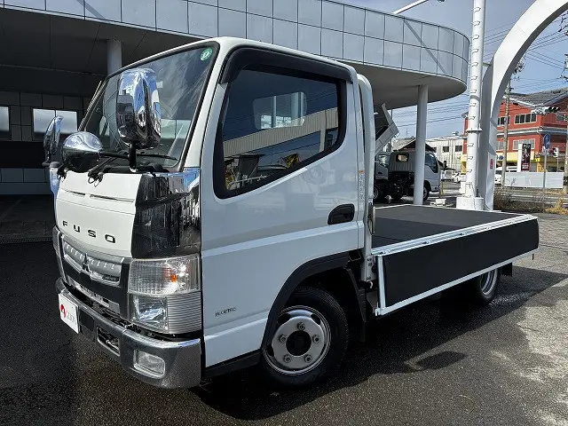 三菱 キャンター 2RG-FBA20(2WD)の写真9