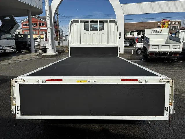 三菱 キャンター 2RG-FBA20(2WD)の写真14