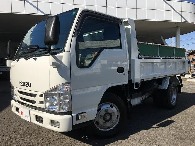 いすゞ エルフ 2RG-NKR88AD(2WD)の写真9