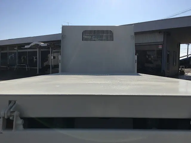 いすゞ エルフ 2RG-NKR88AD(2WD)の写真23