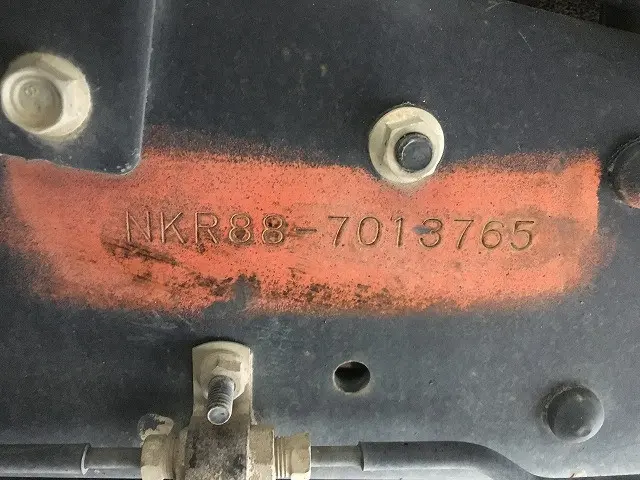 いすゞ エルフ 2RG-NKR88AD(2WD)の写真25