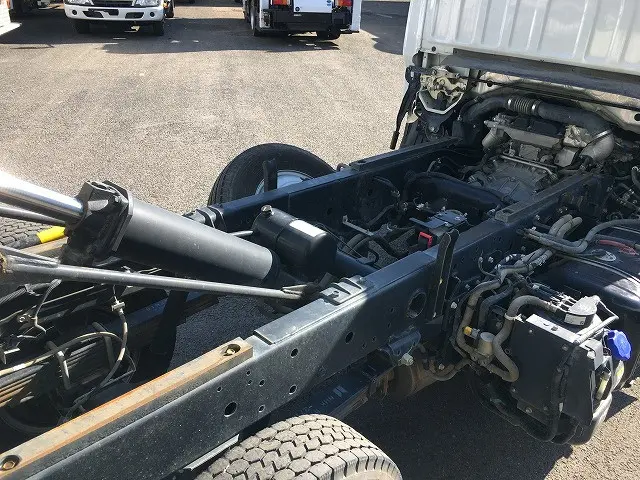 いすゞ エルフ 2RG-NKR88AD(2WD)の写真35