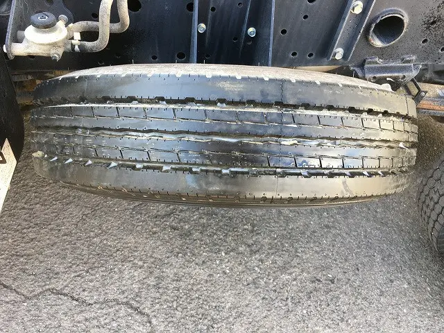 いすゞ エルフ 2RG-NKR88AD(2WD)の写真41