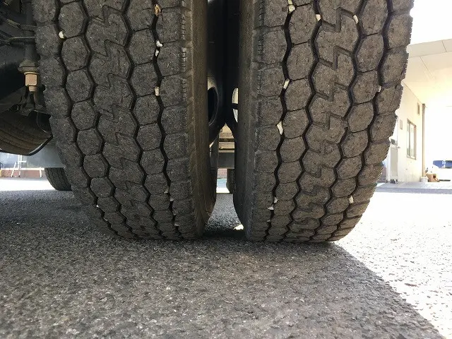 いすゞ エルフ 2RG-NKR88AD(2WD)の写真44