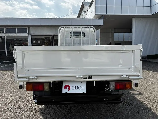 トヨタ ダイナ PB-XZU336(2WD)の写真7