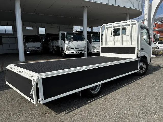 トヨタ ダイナ PB-XZU336(2WD)の写真15