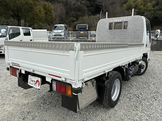 いすゞ エルフ 2RG-NJR88A(2WD)の写真8