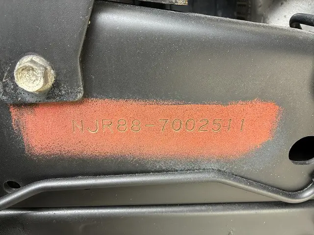 いすゞ エルフ 2RG-NJR88A(2WD)の写真28