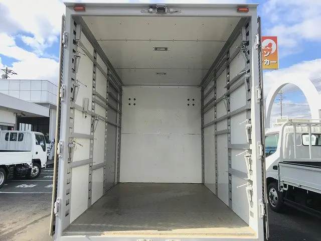 いすゞ エルフ 2RG-NMR88AN(2WD)の写真16