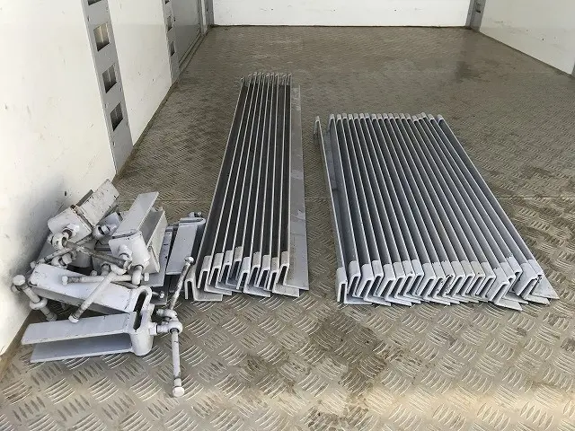 いすゞ エルフ 2RG-NMR88AN(2WD)の写真19