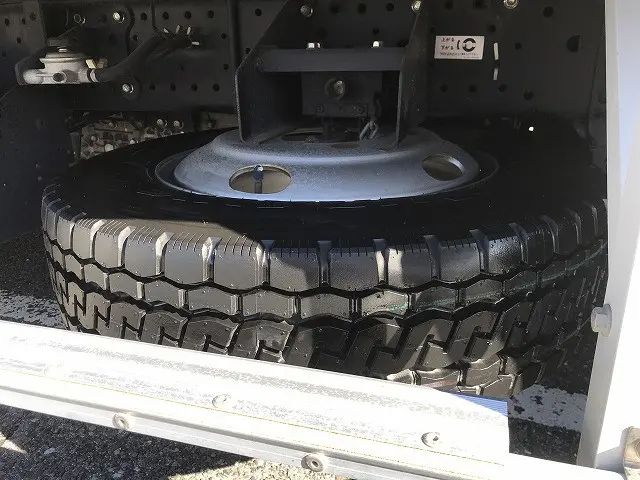 いすゞ エルフ 2RG-NMR88AN(2WD)の写真43