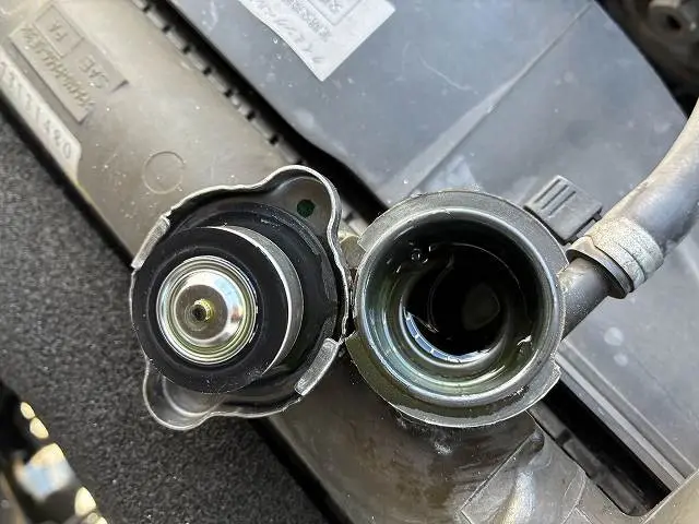 いすゞ エルフ KR-NHR69(2WD)の写真22