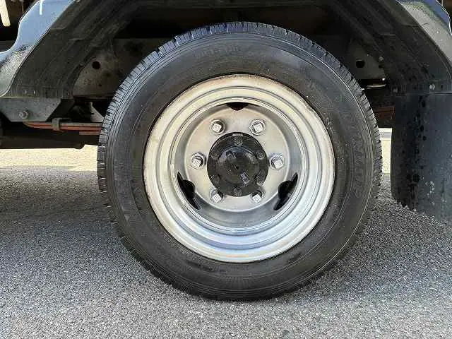 いすゞ エルフ KR-NHR69(2WD)の写真26