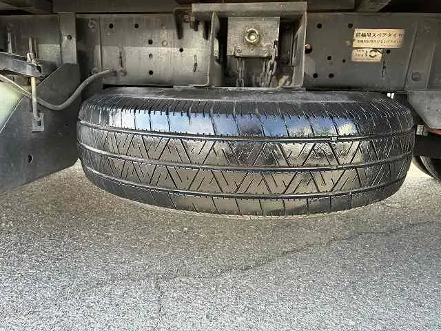 いすゞ エルフ KR-NHR69(2WD)の写真27