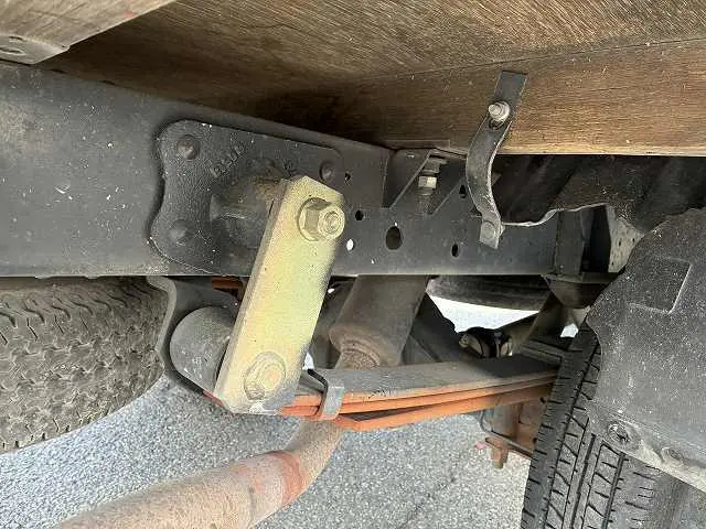 いすゞ エルフ KR-NHR69(2WD)の写真34