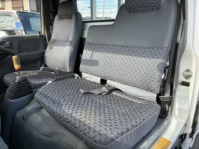 いすゞ エルフ KR-NHR69(2WD)の写真39