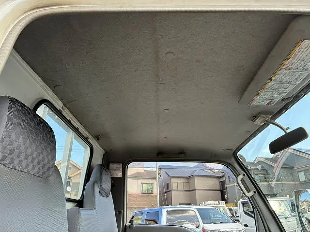 いすゞ エルフ KR-NHR69(2WD)の写真40