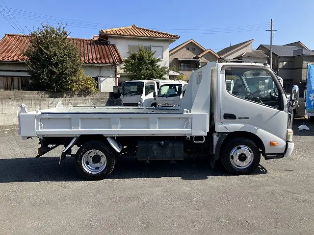 日野 デュトロ TKG-XZC610T(2WD)の写真12