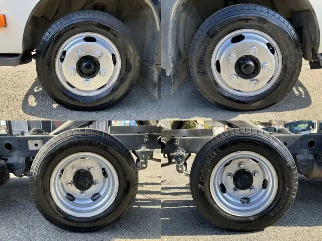 日野 デュトロ TKG-XZC610T(2WD)の写真32