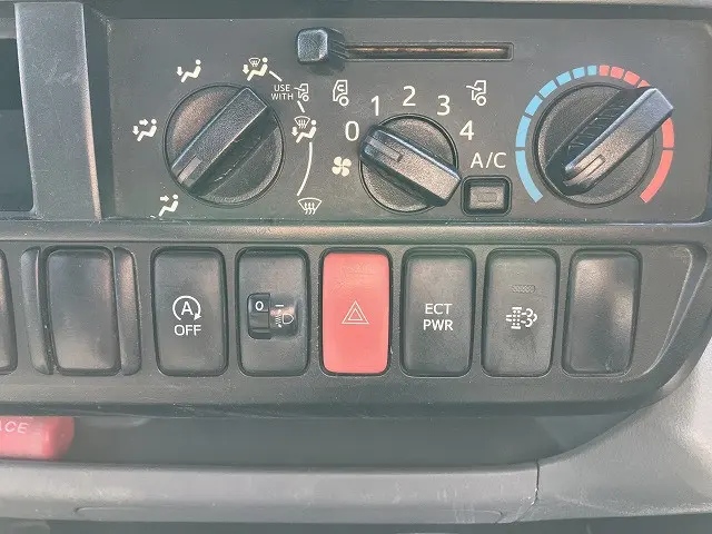 日野 デュトロ TKG-XZC610T(2WD)の写真39