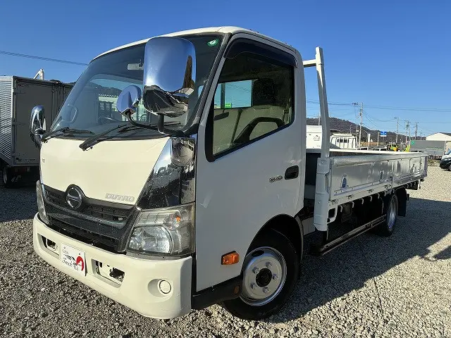 日野 デュトロ TKG-XZC710M(2WD)の写真1