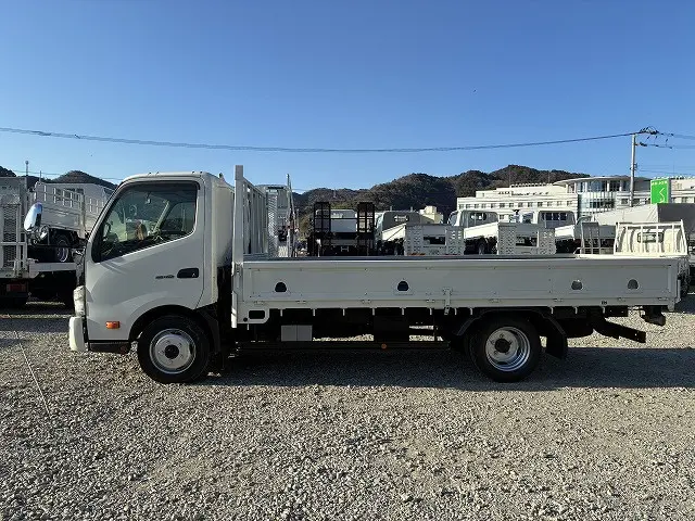 日野 デュトロ TKG-XZC710M(2WD)の写真4