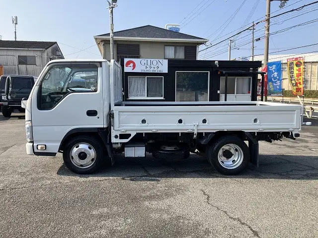 いすゞ エルフ TRG-NKR85A(2WD)の写真4
