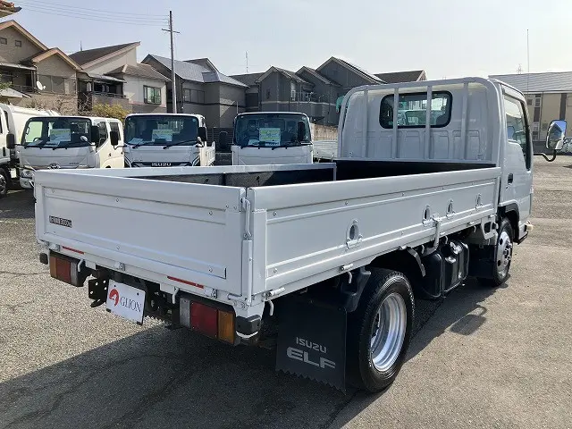 いすゞ エルフ TRG-NKR85A(2WD)の写真8