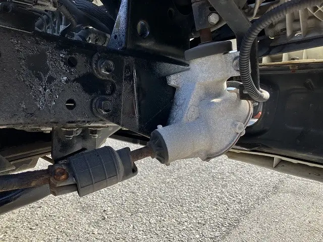 いすゞ エルフ TRG-NKR85A(2WD)の写真33