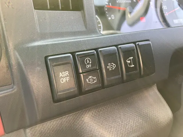 いすゞ エルフ TRG-NKR85A(2WD)の写真37