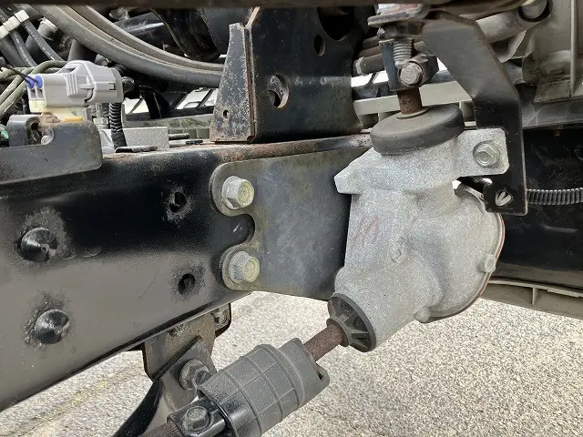 いすゞ エルフ TKG-NJR85A(2WD)の写真22