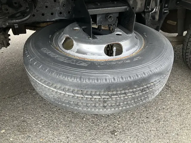 いすゞ エルフ TKG-NJR85A(2WD)の写真31