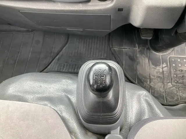 いすゞ エルフ TKG-NJR85A(2WD)の写真40