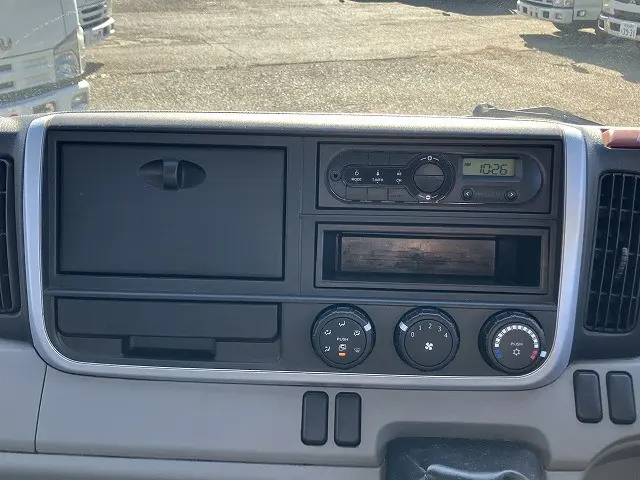 三菱 キャンター TPG-FEB50(2WD)の写真41