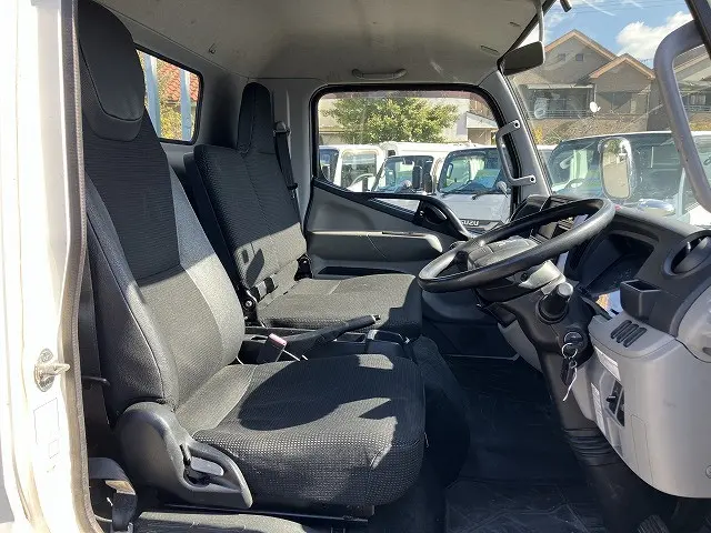 三菱 キャンター TPG-FEB50(2WD)の写真44