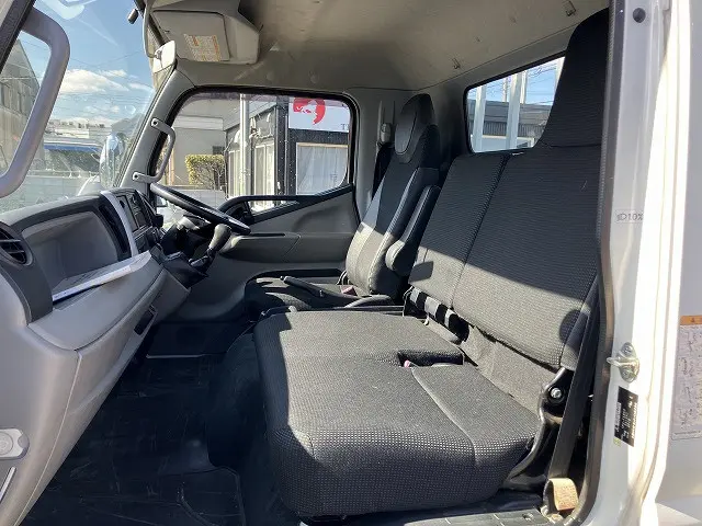 三菱 キャンター TPG-FEB50(2WD)の写真45