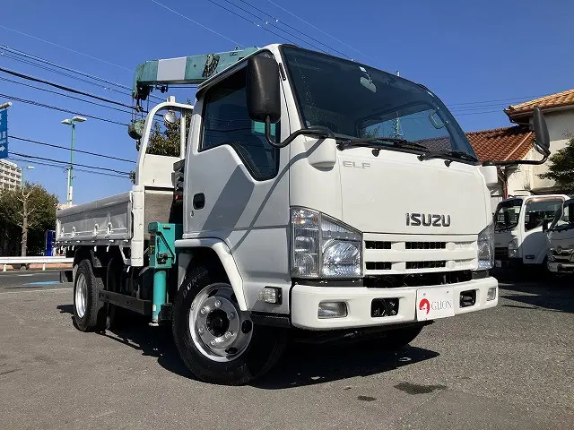 いすゞ エルフ TKG-NKR85R(2WD)の写真3