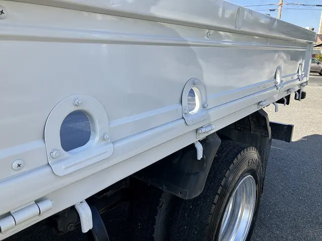 いすゞ エルフ TKG-NKR85R(2WD)の写真43