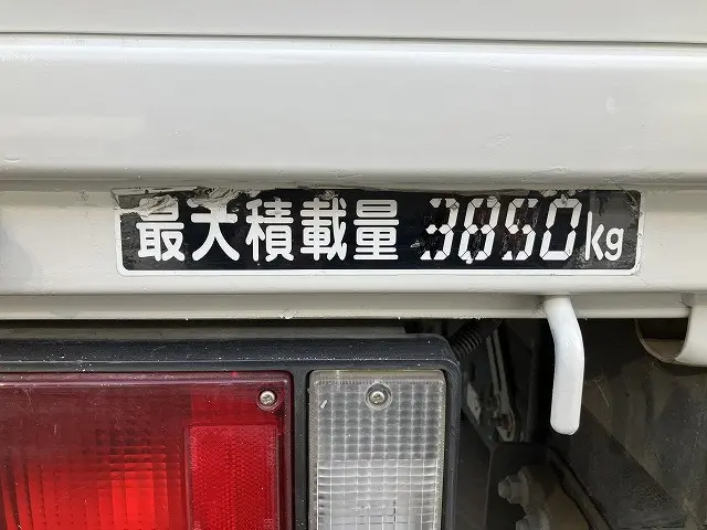 いすゞ エルフ TKG-NKR85R(2WD)の写真46