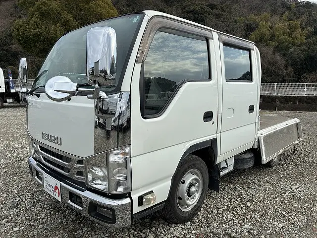 いすゞ エルフ TRG-NHR85A(2WD)の写真9