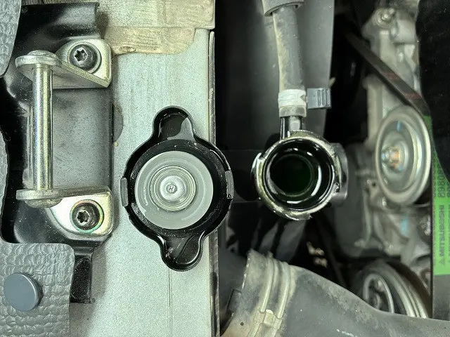 いすゞ エルフ TRG-NHR85A(2WD)の写真21