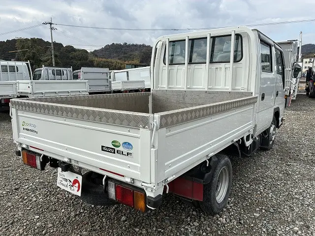 いすゞ エルフ TRG-NHR85A(2WD)の写真27