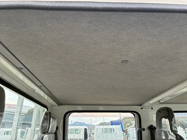 いすゞ エルフ TRG-NHR85A(2WD)の写真30