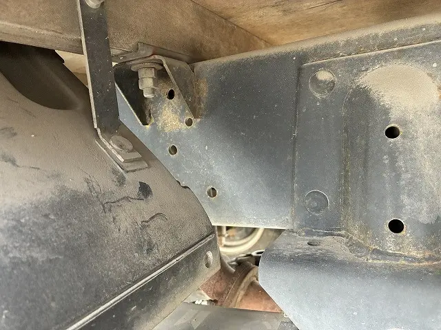 いすゞ エルフ TRG-NHR85A(2WD)の写真43