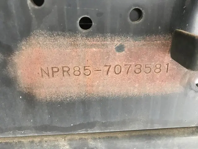 いすゞ エルフ TRG-NPR85AN(2WD)の写真23