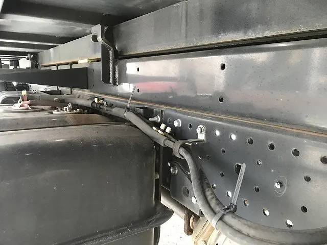 いすゞ エルフ TRG-NPR85AN(2WD)の写真34