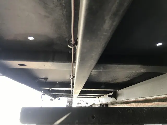 いすゞ エルフ TRG-NPR85AN(2WD)の写真38