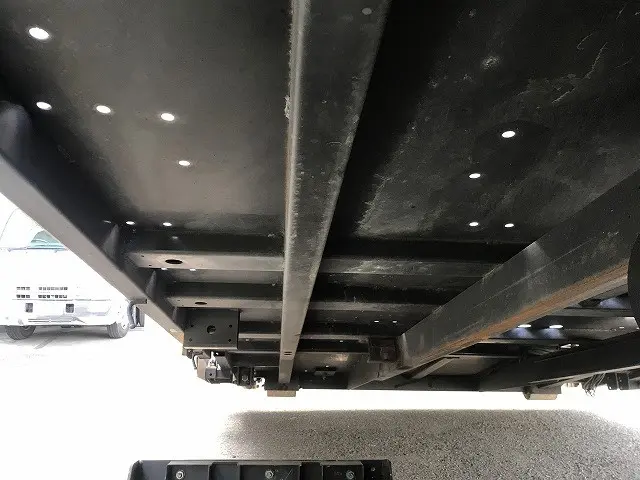 いすゞ エルフ TRG-NPR85AN(2WD)の写真39